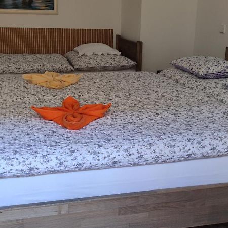Apartman Hluboká nad Vltavou Екстериор снимка