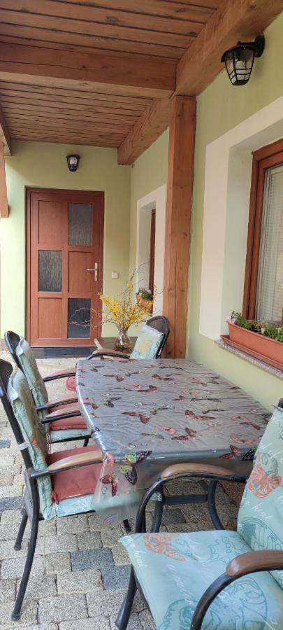 Apartman Hluboká nad Vltavou Екстериор снимка